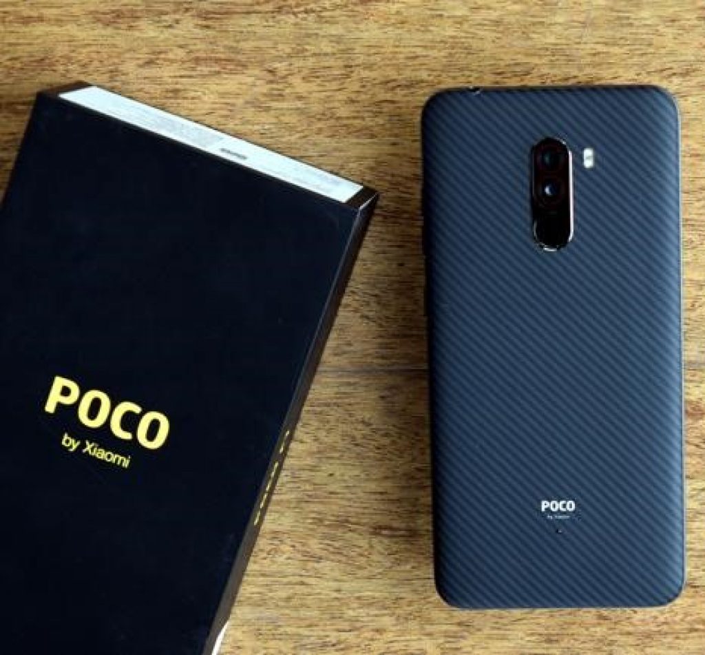 Poco f6. Телефон poco f4. Poco2.0. Poco f1 Lite обои. Pocophone f2 фото.